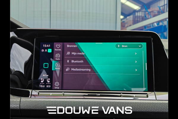 Volkswagen Golf GTE Leer Matrix-LED Q.Light Panorama Stoelverw. Carplay Navi Leder Stoelverwarming