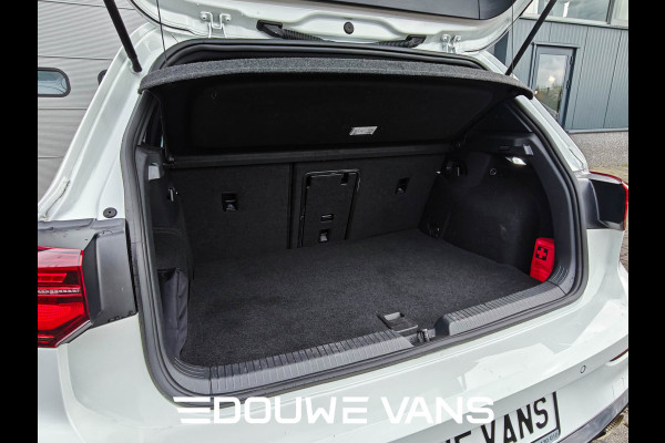 Volkswagen Golf GTE Leer Matrix-LED Q.Light Panorama Stoelverw. Carplay Navi Leder Stoelverwarming