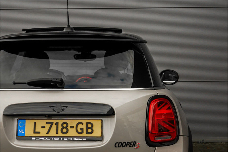 MINI Mini 2.0 Cooper S Yours ACC Pano H/K HUD Leder MINI Mini 2.0 Cooper S Yours ACC Pano H/K HUD Leder