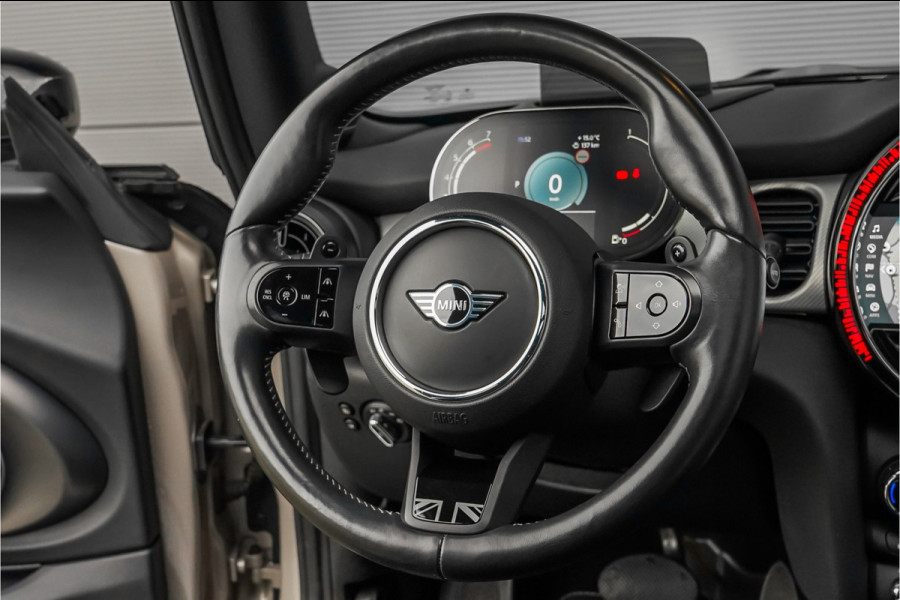 MINI Mini 2.0 Cooper S Yours ACC Pano H/K HUD Leder MINI Mini 2.0 Cooper S Yours ACC Pano H/K HUD Leder