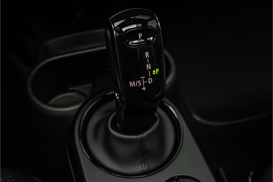 MINI Mini 2.0 Cooper S Yours ACC Pano H/K HUD Leder MINI Mini 2.0 Cooper S Yours ACC Pano H/K HUD Leder