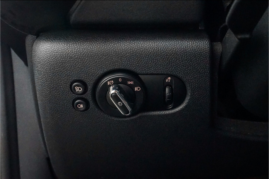 MINI Mini 2.0 Cooper S Yours ACC Pano H/K HUD Leder MINI Mini 2.0 Cooper S Yours ACC Pano H/K HUD Leder