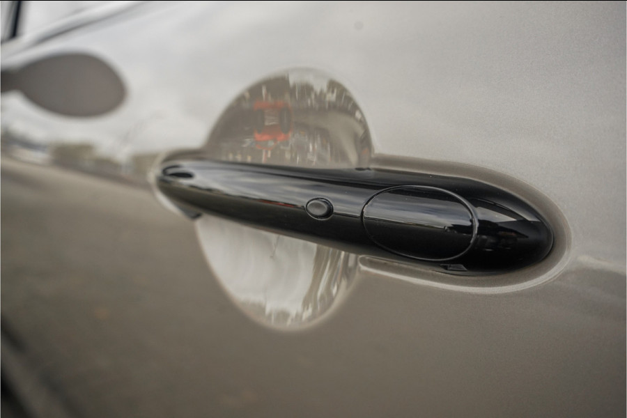 MINI Mini 2.0 Cooper S Yours ACC Pano H/K HUD Leder MINI Mini 2.0 Cooper S Yours ACC Pano H/K HUD Leder