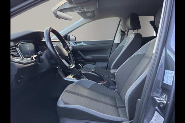 Volkswagen Polo 1.0 TSI Style | Camera | Parkeersensors | Airco (automatisch) | Digital Cockpit | Navigatie | IQ Light | Volkswagen Polo 1.0 TSI Style | Camera | Parkeersensors | Airco (automatisch) | Digital Cockpit | Navigatie | IQ Light |