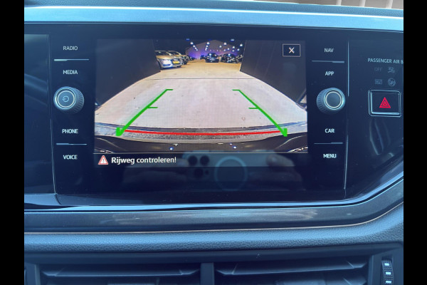 Volkswagen Polo 1.0 TSI Style | Camera | Parkeersensors | Airco (automatisch) | Digital Cockpit | Navigatie | IQ Light | Volkswagen Polo 1.0 TSI Style | Camera | Parkeersensors | Airco (automatisch) | Digital Cockpit | Navigatie | IQ Light |