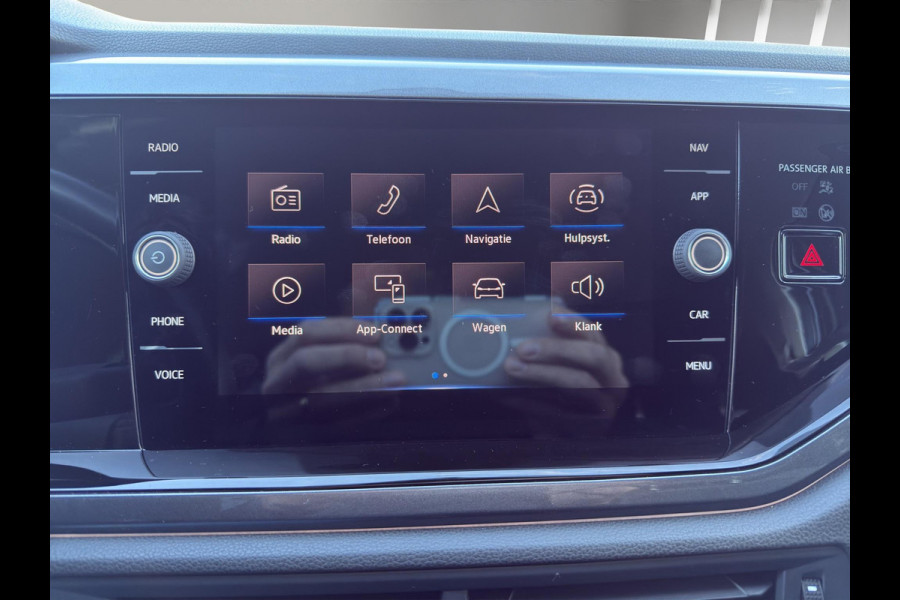 Volkswagen Polo 1.0 TSI Style | Camera | Parkeersensors | Airco (automatisch) | Digital Cockpit | Navigatie | IQ Light | Volkswagen Polo 1.0 TSI Style | Camera | Parkeersensors | Airco (automatisch) | Digital Cockpit | Navigatie | IQ Light |