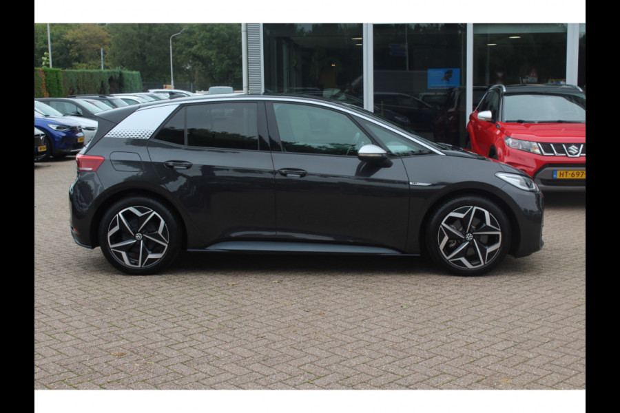 Volkswagen ID.3 First Plus 58 kWh SOH 92.5% / Camera / Keyless / Matrix LED / Interieurvoorverwarming / 19'' / DAB / 19'' / Navigatie / ACC Volkswagen ID.3 First Plus 58 kWh SOH 92.5% / Camera / Keyless / Matrix LED / Interieurvoorverwarming / 19'' / DAB / 19'' / Navigatie / ACC