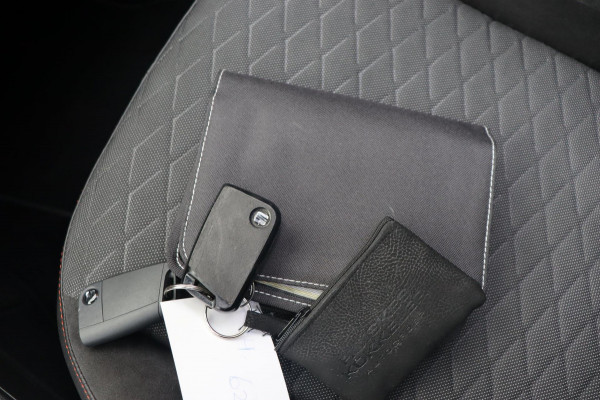 Seat Tarraco 1.5 TSI FR Business Intense 7persoons org.NL schuifdak Beats camera's