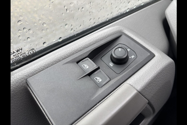 Volkswagen Crafter 50 2.0 TDI L4H3*BAKWAGEN*AUTOMAAT*CRUISE*3PERS* Volkswagen Crafter 50 2.0 TDI L4H3*BAKWAGEN*AUTOMAAT*CRUISE*3PERS*