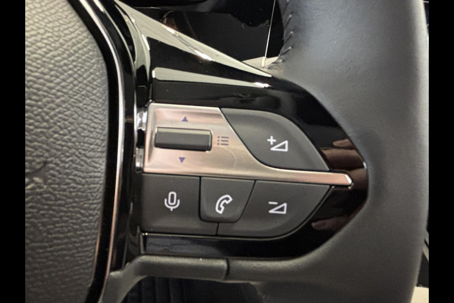 Peugeot 308 SW 1.6 Plug-in Hybrid 180 Allure Avantage | 8 jaar garantie | 4,9% rente | €6000,- voorraadvoordeel Peugeot 308 SW 1.6 Plug-in Hybrid 180 Allure Avantage | 8 jaar garantie | 4,9% rente | €6000,- voorraadvoordeel