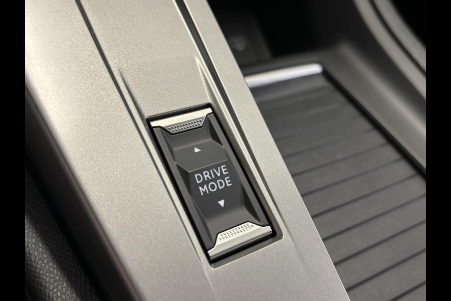 Peugeot 308 SW 1.6 Plug-in Hybrid 180 Allure Avantage | 8 jaar garantie | 4,9% rente | €6000,- voorraadvoordeel Peugeot 308 SW 1.6 Plug-in Hybrid 180 Allure Avantage | 8 jaar garantie | 4,9% rente | €6000,- voorraadvoordeel