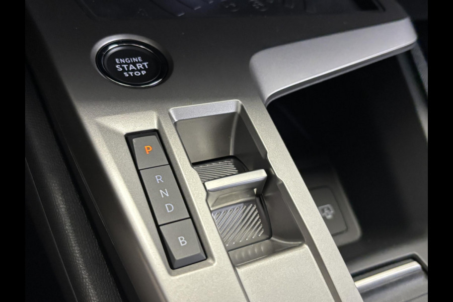 Peugeot 308 SW 1.6 Plug-in Hybrid 180 Allure Avantage | 8 jaar garantie | 4,9% rente | €6000,- voorraadvoordeel Peugeot 308 SW 1.6 Plug-in Hybrid 180 Allure Avantage | 8 jaar garantie | 4,9% rente | €6000,- voorraadvoordeel