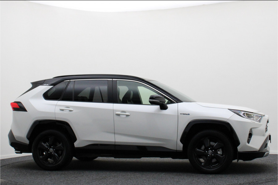 Toyota RAV4 2.5 Hybrid Style Bi-Tone Climate, ACC, Camera, Navigatie, Bluetooth, Verwarmde Voorruit, Trekhaak Toyota RAV4 2.5 Hybrid Style Bi-Tone Climate, ACC, Camera, Navigatie, Bluetooth, Verwarmde Voorruit, Trekhaak