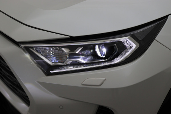 Toyota RAV4 2.5 Hybrid Style Bi-Tone Climate, ACC, Camera, Navigatie, Bluetooth, Verwarmde Voorruit, Trekhaak Toyota RAV4 2.5 Hybrid Style Bi-Tone Climate, ACC, Camera, Navigatie, Bluetooth, Verwarmde Voorruit, Trekhaak
