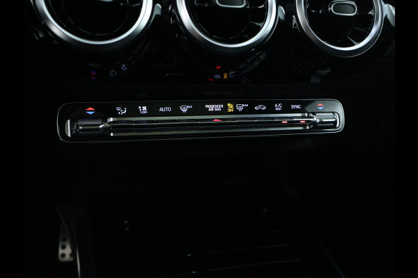 Mercedes-Benz B-Klasse 180 Business Solution AMG | Panoramadak | Achteruitrijcamera | Nightpakket | Apple Carplay | Inclusief 24 maanden MB Certified garantie voor Europa. Mercedes-Benz B-Klasse 180 Business Solution AMG | Panoramadak | Achteruitrijcamera | Nightpakket | Apple Carplay | Inclusief 24 maanden MB Certified garantie voor Europa.