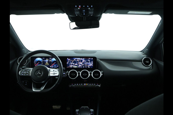 Mercedes-Benz B-Klasse 180 Business Solution AMG | Panoramadak | Achteruitrijcamera | Nightpakket | Apple Carplay | Inclusief 24 maanden MB Certified garantie voor Europa. Mercedes-Benz B-Klasse 180 Business Solution AMG | Panoramadak | Achteruitrijcamera | Nightpakket | Apple Carplay | Inclusief 24 maanden MB Certified garantie voor Europa.
