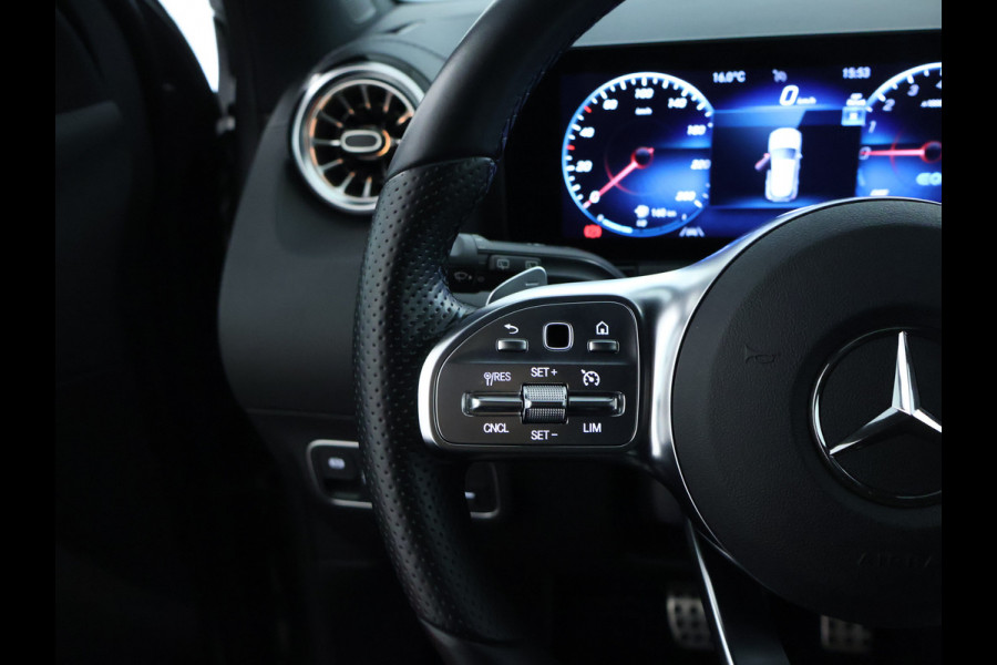 Mercedes-Benz GLA 250 e AMG Plug-In Hybride AMG Line | Night Pakket | 19 Inch AMG Velgen | Memory voorstoelen | Sfeerverlichting. Inclusief 24 maanden MB Certified garantie voor Europa.