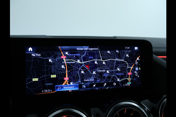Mercedes-Benz GLA 250 e AMG Plug-In Hybride AMG Line | Night Pakket | 19 Inch AMG Velgen | Memory voorstoelen | Sfeerverlichting. Inclusief 24 maanden MB Certified garantie voor Europa.