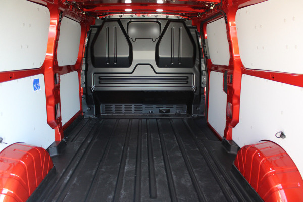 Ford Transit Custom 320 2.0 TDCI L2H1 Limited 136pk - Stoel/Stuurverwarming - Camera - Keyless - ACC - Dodehoek - Rijklaar Ford Transit Custom 320 2.0 TDCI L2H1 Limited 136pk - Stoel/Stuurverwarming - Camera - Keyless - ACC - Dodehoek - Rijklaar