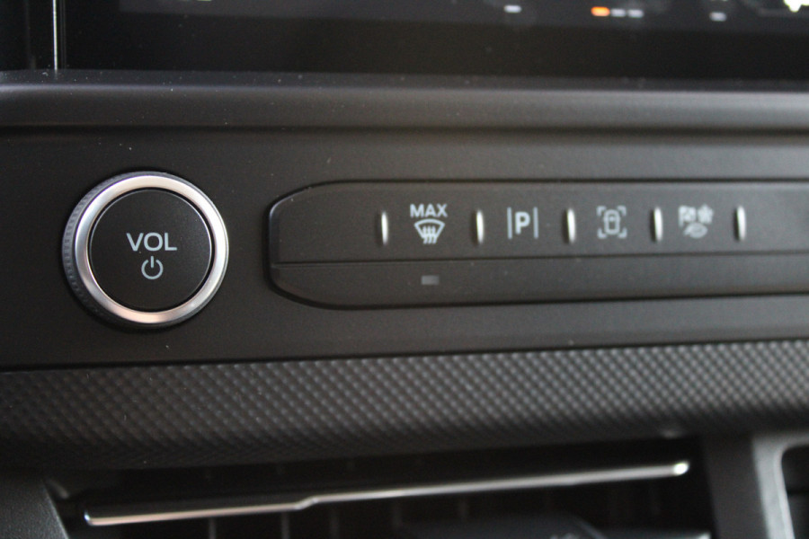 Ford Transit Custom 320 2.0 TDCI L2H1 Limited 136pk - Stoel/Stuurverwarming - Camera - Keyless - ACC - Dodehoek - Rijklaar Ford Transit Custom 320 2.0 TDCI L2H1 Limited 136pk - Stoel/Stuurverwarming - Camera - Keyless - ACC - Dodehoek - Rijklaar