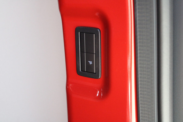 Ford Transit Custom 320 2.0 TDCI L2H1 Limited 136pk - Stoel/Stuurverwarming - Camera - Keyless - ACC - Dodehoek - Rijklaar Ford Transit Custom 320 2.0 TDCI L2H1 Limited 136pk - Stoel/Stuurverwarming - Camera - Keyless - ACC - Dodehoek - Rijklaar