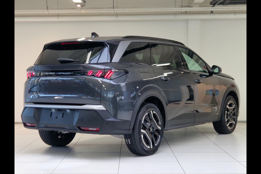 Peugeot 5008 1.6 Plug-in Hybrid 195 Allure 7,4 kW | Trekhaak | Seat Pack | Panoramic Navigation Pack | 360 Vision & Drive Assist Pack