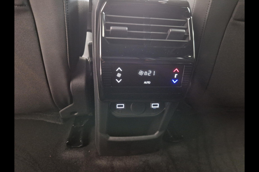 Peugeot 5008 1.6 Plug-in Hybrid 195 Allure 7,4 kW | Trekhaak | Seat Pack | Panoramic Navigation Pack | 360 Vision & Drive Assist Pack