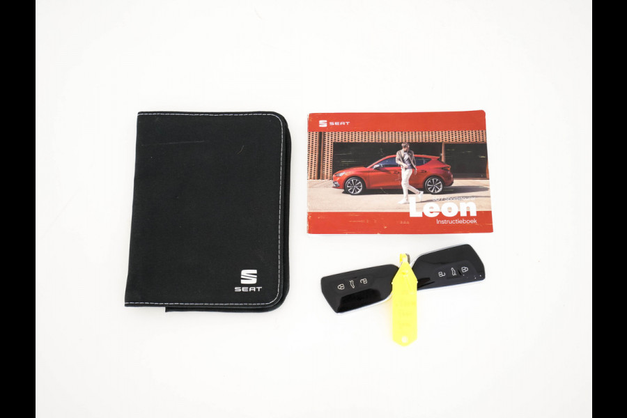 Seat Leon Sportstourer 2.0 TDI FR Business Intense (INCL-BTW) Aut.  *PANO | FULL-LED | ADAPTIVE-CRUISE | DIGI-COCKPIT | NAVI-FULLMAP | LEATHER-MICROFIBRE | CARPLAY | KEYLESS | SHIFT-PADDLES | SPORT-SEATS | AMBIENT-LIGHT | CAMERA | 17''ALU | T