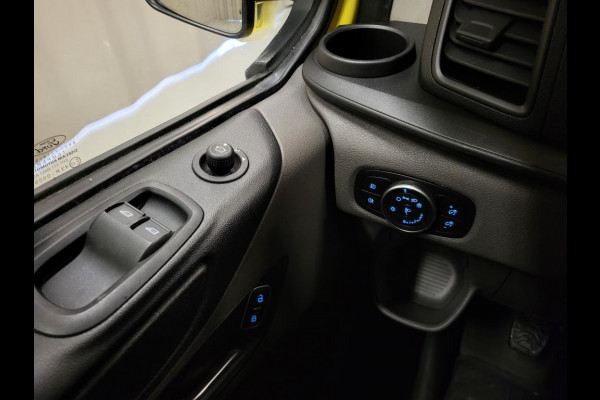 Ford Transit Custom 2.0TDCI Trekhaak Euro 6! Ford Transit Custom 2.0TDCI Trekhaak Euro 6!