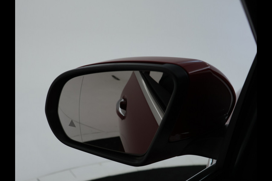 Mercedes-Benz GLA 250 e Business Solution AMG AMG Line Advanced Plus | Trekhaak | Dodehoek Assist | 11 kW Laden | Stoel en Stuurverwarming. Inclusief 24 maanden MB Certified garantie voor Europa.