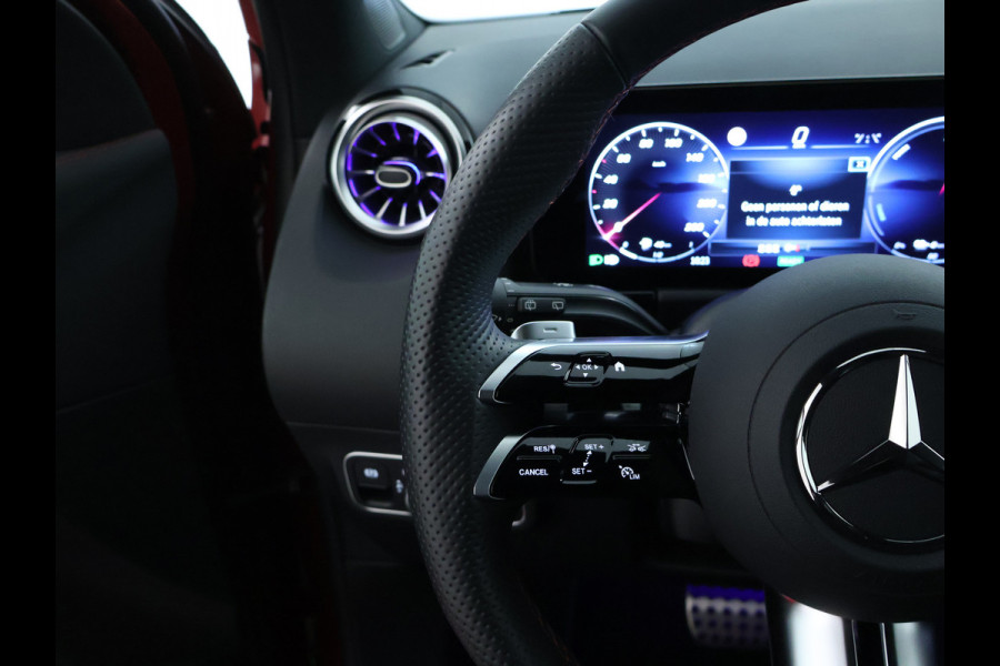 Mercedes-Benz GLA 250 e Business Solution AMG AMG Line Advanced Plus | Trekhaak | Dodehoek Assist | 11 kW Laden | Stoel en Stuurverwarming. Inclusief 24 maanden MB Certified garantie voor Europa.