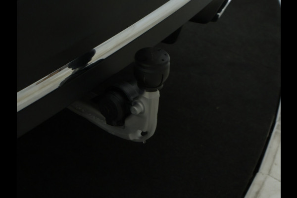 Mercedes-Benz GLA 250 e Business Solution AMG AMG Line Advanced Plus | Trekhaak | Dodehoek Assist | 11 kW Laden | Stoel en Stuurverwarming. Inclusief 24 maanden MB Certified garantie voor Europa.