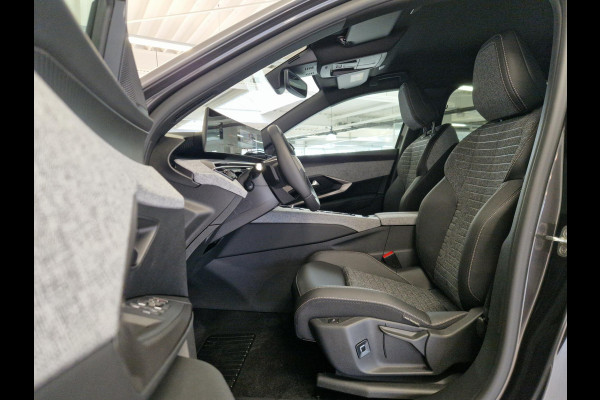 Peugeot 5008 1.6 Plug-in Hybrid 195 Allure 7,4 kW | Seat Pack | Panoramic Navigation Pack | 360 Vision & Drive Assist Pack