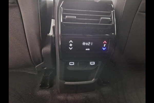 Peugeot 5008 1.6 Plug-in Hybrid 195 Allure 7,4 kW | Seat Pack | Panoramic Navigation Pack | 360 Vision & Drive Assist Pack