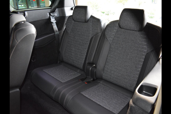 Peugeot 5008 1.2 Hybrid 145 Allure