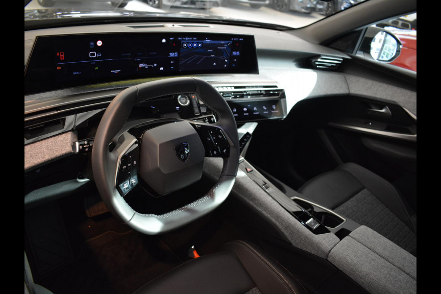 Peugeot 5008 1.2 Hybrid 145 Allure