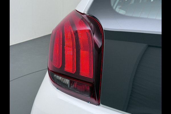 Peugeot 108 1.0 e-VTi 5Drs Airco Camera Navi* Apple Carplay Android Auto DAB Active Bluetooth Isofix Led Pack Techno 1e Eigenaar Origineel Nederlandse Auto Peugeot 108 1.0 e-VTi 5Drs Airco Camera Navi* Apple Carplay Android Auto DAB Active Bluetooth Isofix Led Pack Techno 1e Eigenaar Origineel Nederlandse Auto