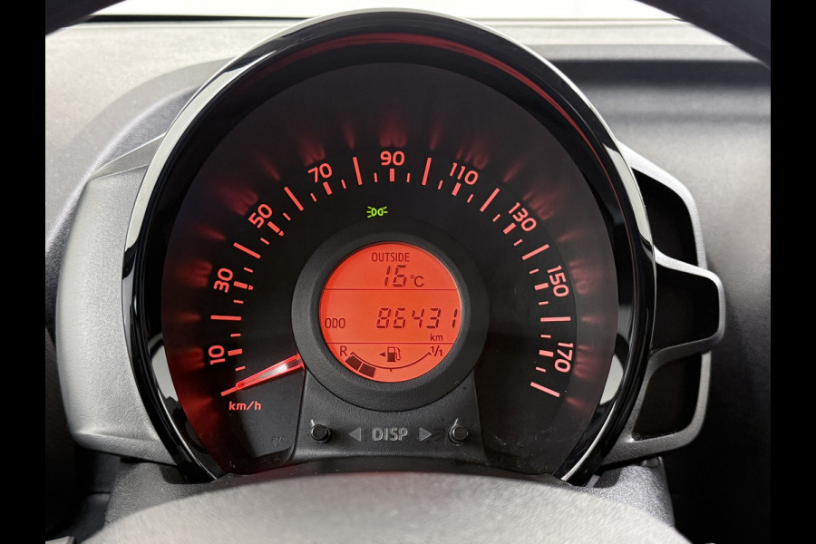 Peugeot 108 1.0 e-VTi 5Drs Airco Camera Navi* Apple Carplay Android Auto DAB Active Bluetooth Isofix Led Pack Techno 1e Eigenaar Origineel Nederlandse Auto Peugeot 108 1.0 e-VTi 5Drs Airco Camera Navi* Apple Carplay Android Auto DAB Active Bluetooth Isofix Led Pack Techno 1e Eigenaar Origineel Nederlandse Auto