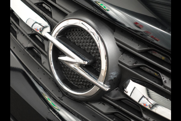 Opel Vivaro 2.0 BlueHDi 145PK L2 Automaat | Navigatie | Airco | Trekhaak | Side Bars | Betimmering | Laadruimte betimmering