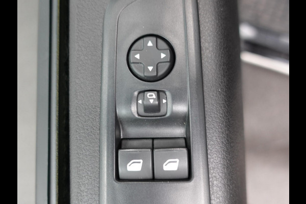 Opel Vivaro 2.0 BlueHDi 145PK L2 Automaat | Navigatie | Airco | Trekhaak | Side Bars | Betimmering | Laadruimte betimmering