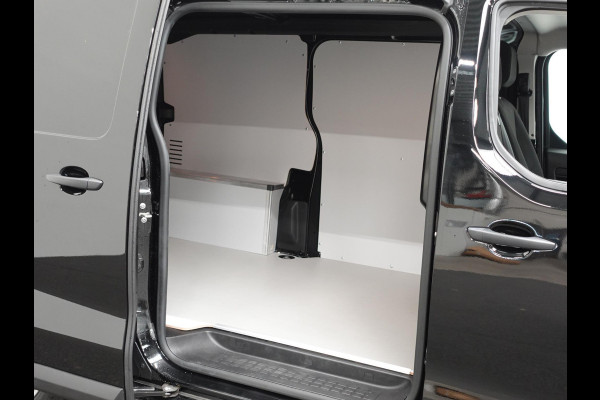 Opel Vivaro 2.0 BlueHDi 145PK L2 Automaat | Navigatie | Airco | Trekhaak | Side Bars | Betimmering | Laadruimte betimmering