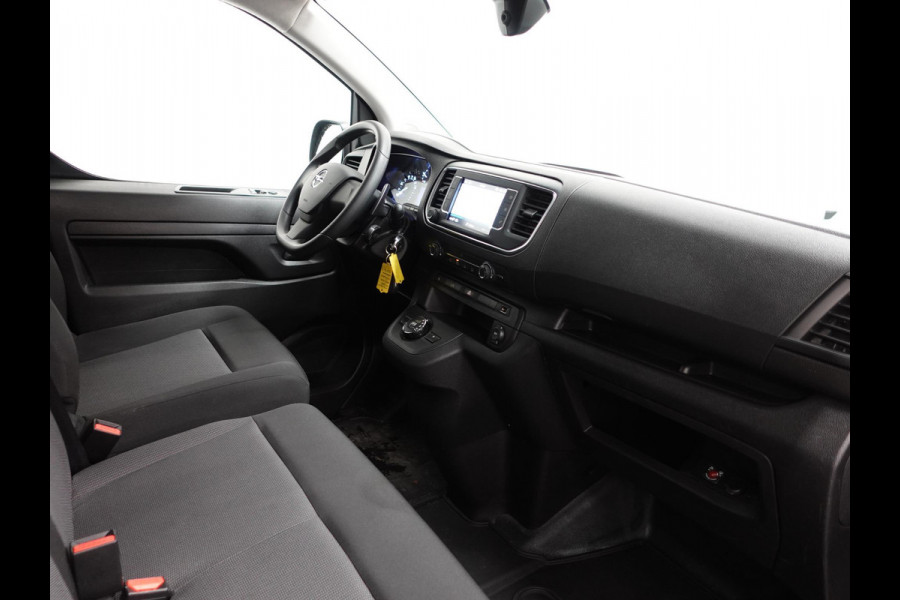 Opel Vivaro 2.0 BlueHDi 145PK L2 Automaat | Navigatie | Airco | Trekhaak | Side Bars | Betimmering | Laadruimte betimmering