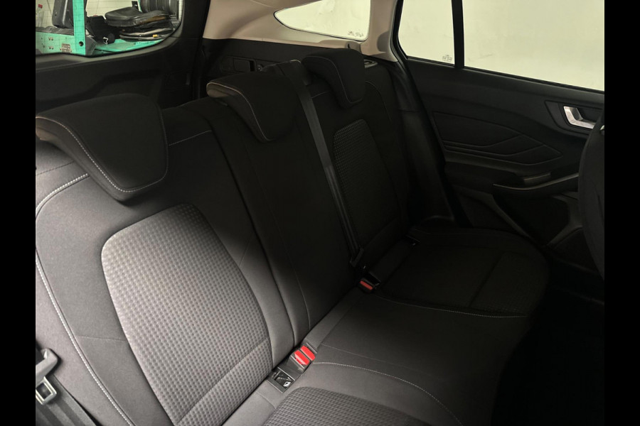 Ford FOCUS Wagon 1.0 EcoBoost Hybrid Connected | stoel-/stuurverwarming | PDC | start stop | DAB