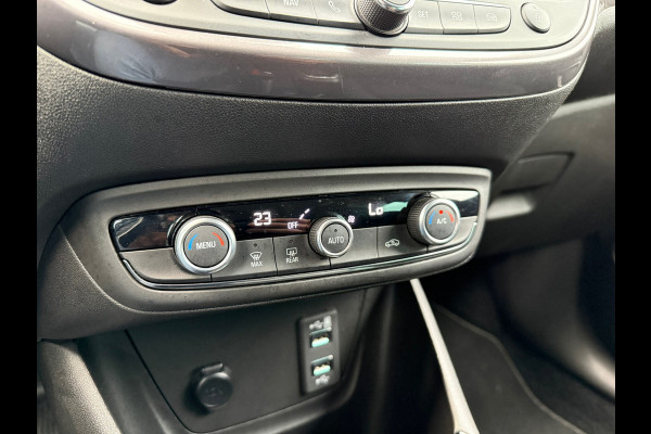 Opel Crossland 1.2 Turbo 130pk Ultimate - Navi - Climate - Half Leder - Camera - all seasons