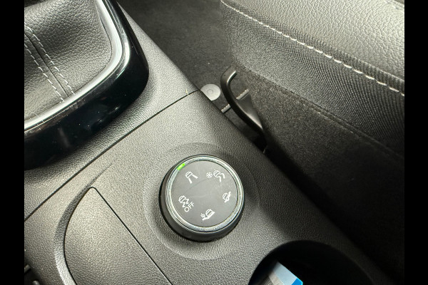 Opel Crossland 1.2 Turbo 130pk Ultimate - Navi - Climate - Half Leder - Camera - all seasons