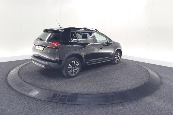 Peugeot 2008 PureTech 110 Allure | Panoramadak | Navigatie | Camera | Parkeersensoren Peugeot 2008 PureTech 110 Allure | Panoramadak | Navigatie | Camera | Parkeersensoren