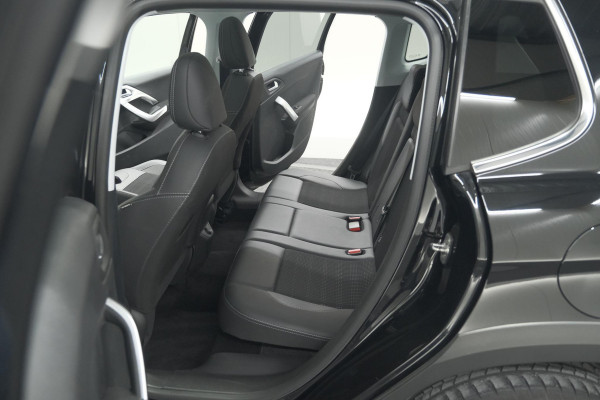 Peugeot 2008 PureTech 110 Allure | Panoramadak | Navigatie | Camera | Parkeersensoren Peugeot 2008 PureTech 110 Allure | Panoramadak | Navigatie | Camera | Parkeersensoren