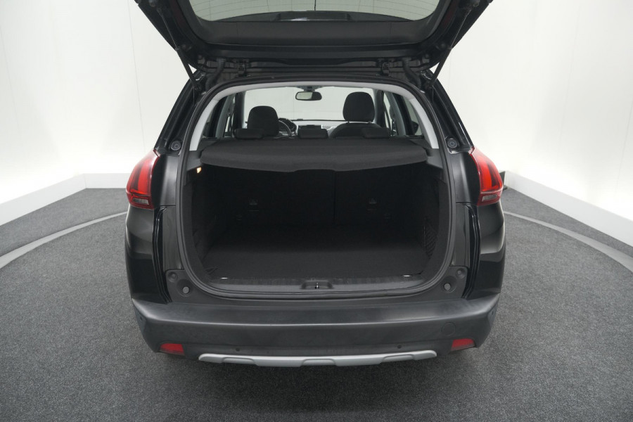 Peugeot 2008 PureTech 110 Allure | Panoramadak | Navigatie | Camera | Parkeersensoren Peugeot 2008 PureTech 110 Allure | Panoramadak | Navigatie | Camera | Parkeersensoren