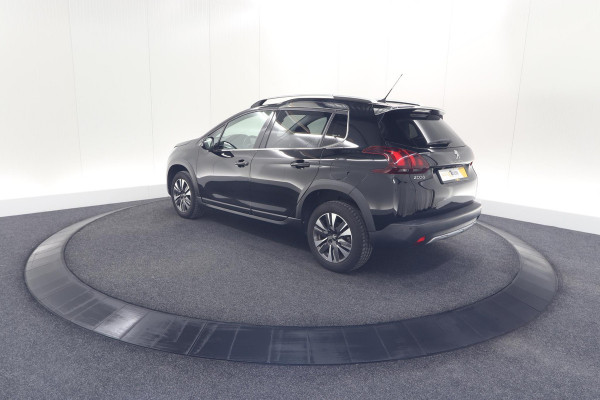 Peugeot 2008 PureTech 110 Allure | Panoramadak | Navigatie | Camera | Parkeersensoren Peugeot 2008 PureTech 110 Allure | Panoramadak | Navigatie | Camera | Parkeersensoren