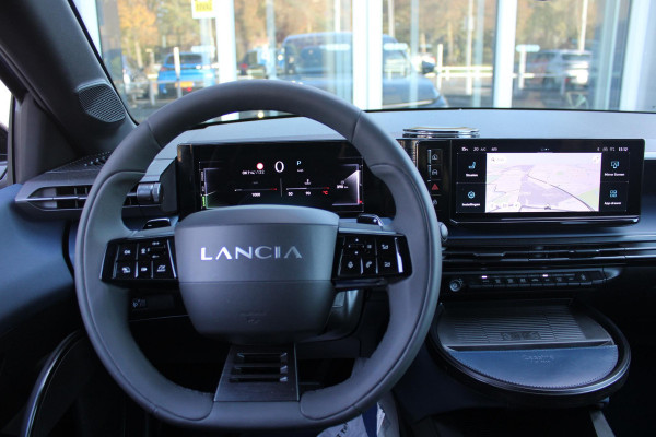 Lancia Ypsilon 1.2 110PK Turbo Hybrid Edizione Cassina Limitata | NAVIGATIE | CAMERA VOOR/ ACHTER | ELEKTRISCH VERSTELBARE BESTUURDERSSTOEL | VELOURS BEKLEDING | STOEL VERWARMING | MASAGE FUNTIE OF VOORSTOELEN |  DRAADLOOS APPLE CARPLAY / ANDROID AUTO | DRAADLOZE TELEFOONLADER | DODEHOEK DETECTIE | CLIMATE CONTROL | Lancia Ypsilon 1.2 110PK Turbo Hybrid Edizione Cassina Limitata | NAVIGATIE | CAMERA VOOR/ ACHTER | ELEKTRISCH VERSTELBARE BESTUURDERSSTOEL | VELOURS BEKLEDING | STOEL VERWARMING | MASAGE FUNTIE OF VOORSTOELEN |  DRAADLOOS APPLE CARPLAY / ANDROID AUTO | DRAADLOZE TELEFOONLADER | DODEHOEK DETECTIE | CLIMATE CONTROL |